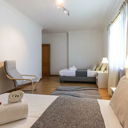 Villa Caparica Beach By Homing Carcereiro