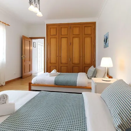 Caparica Beach By Homing Villa *